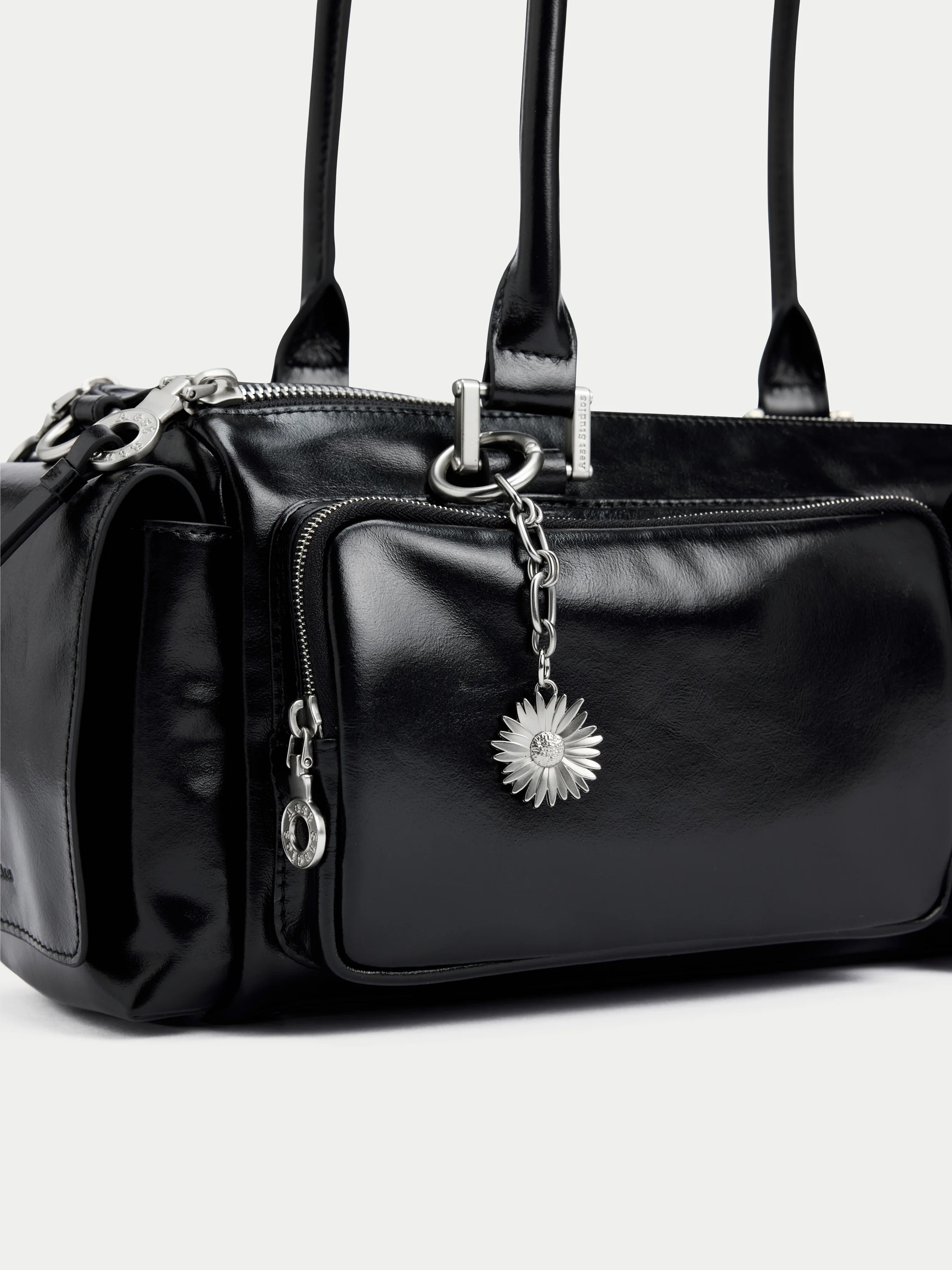 Capture Multipocket Bag