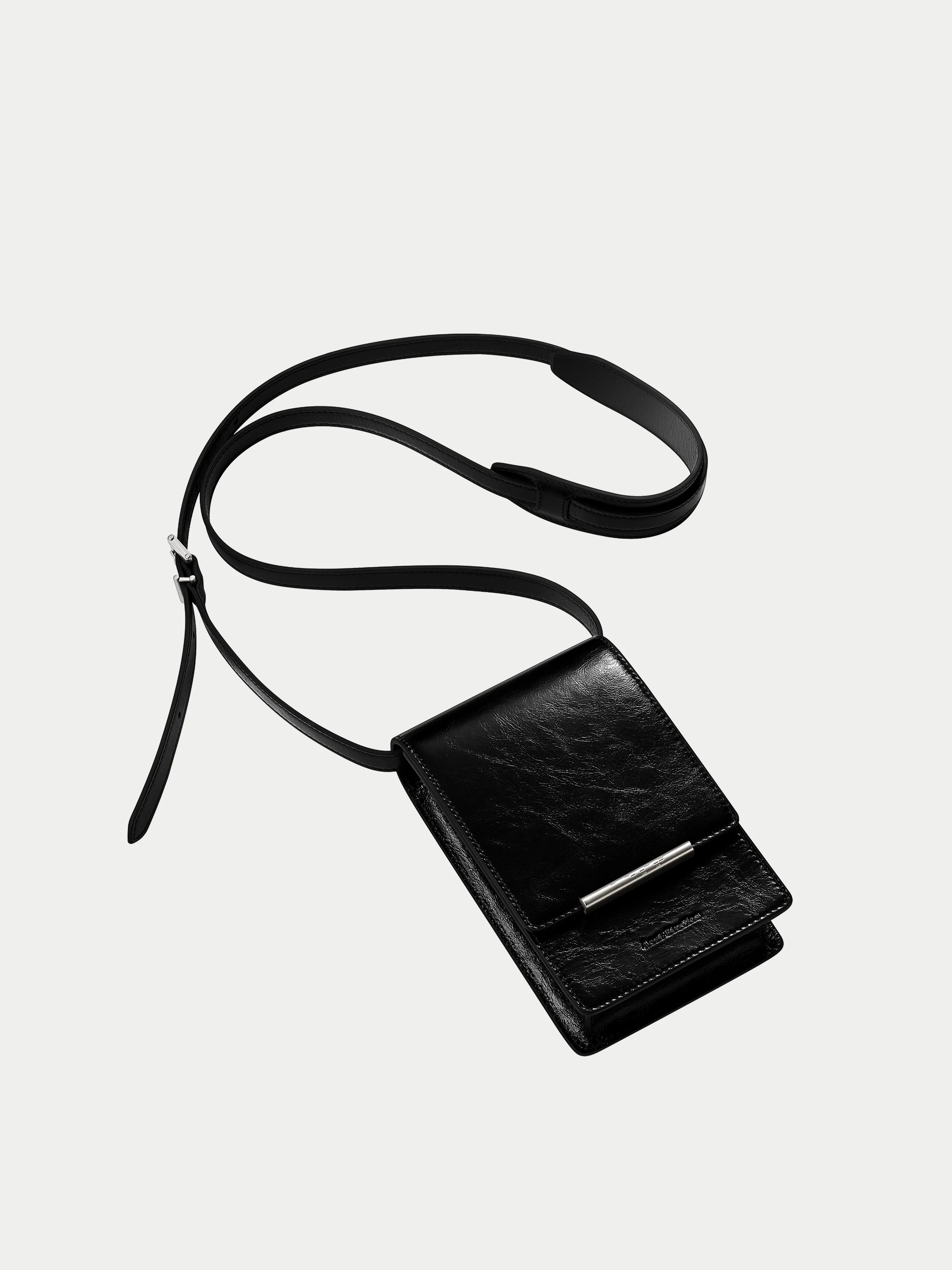 Capture Small Bag - Black