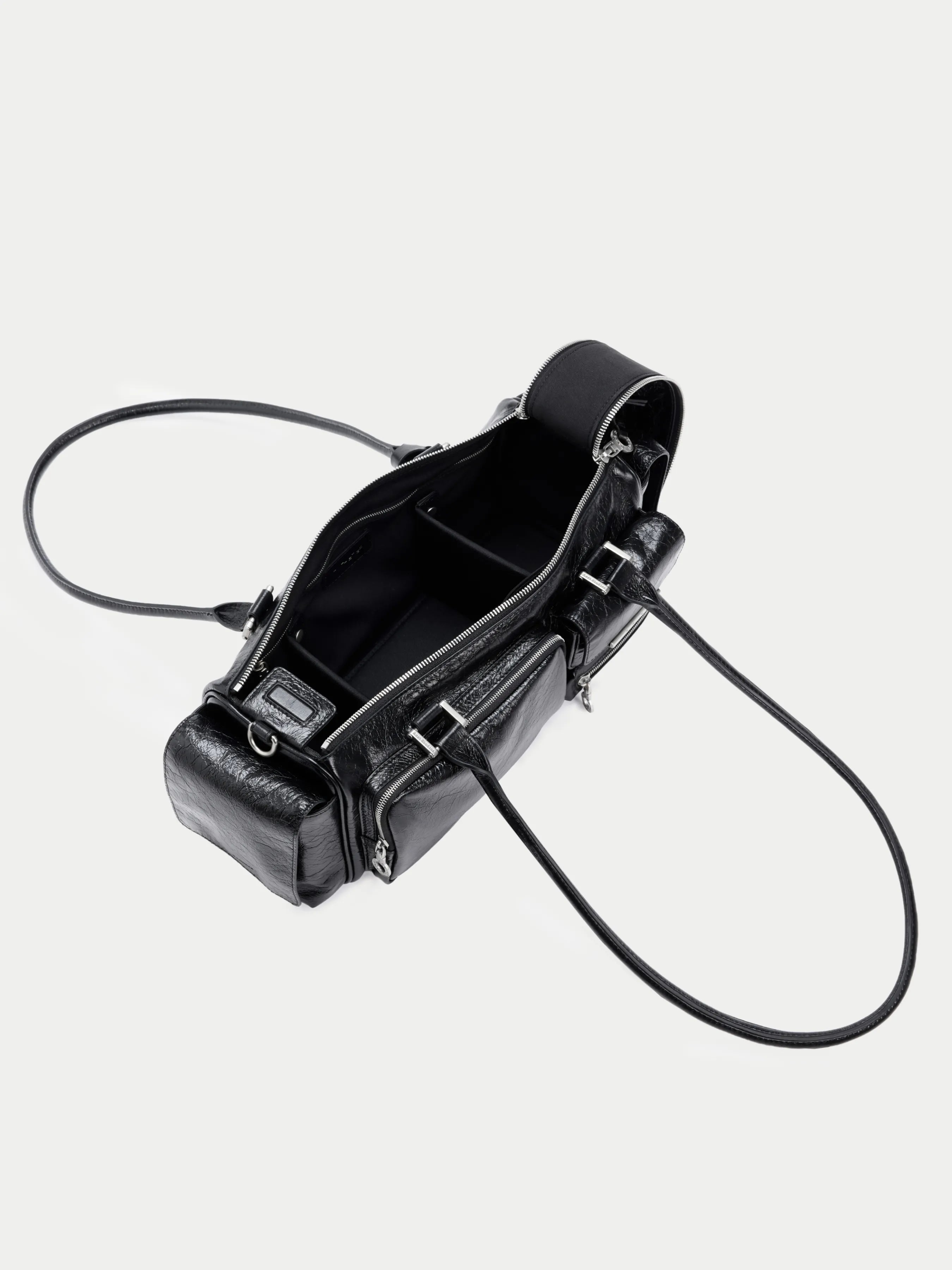Capture Multipocket Bag