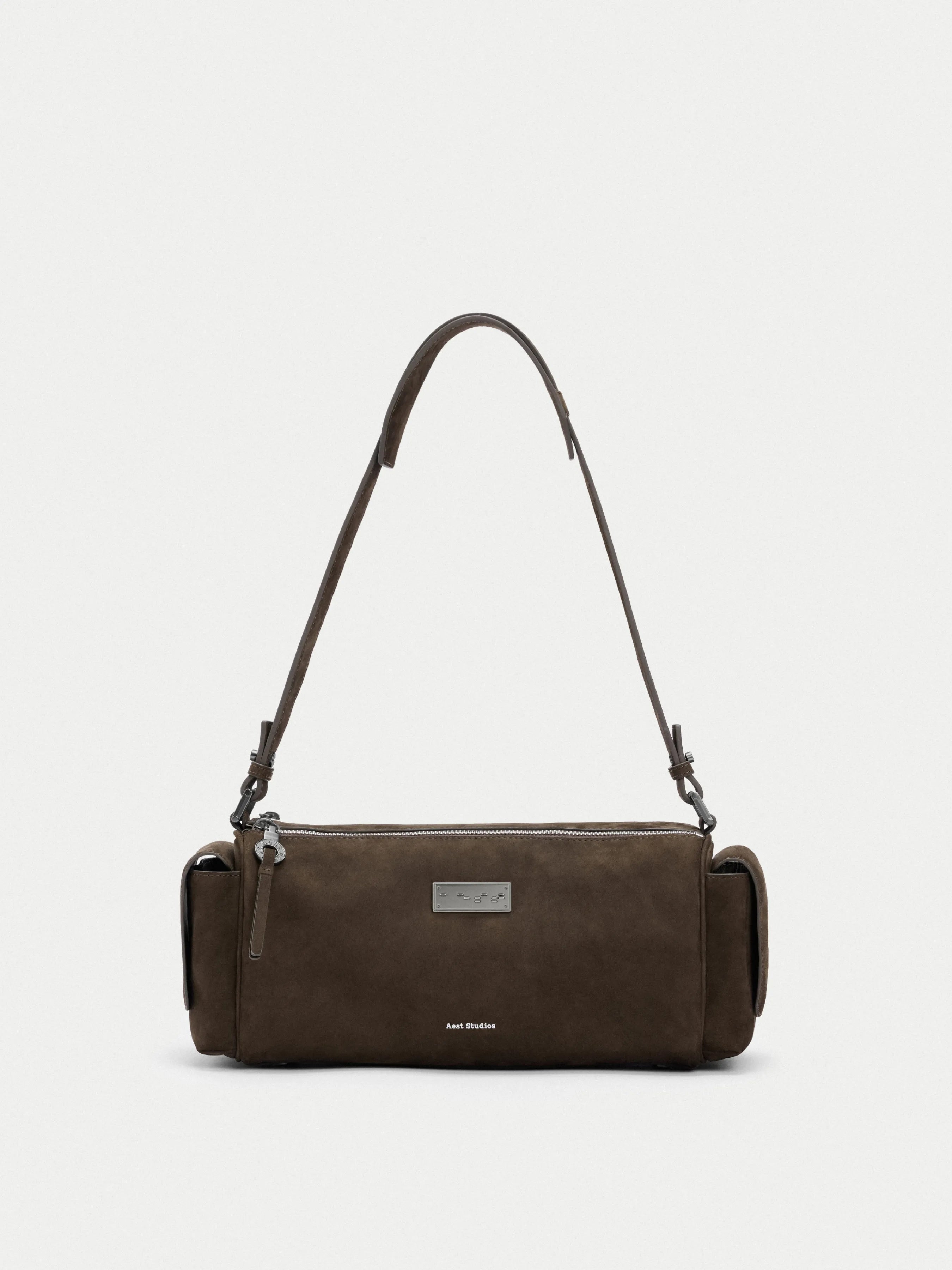 Capture Medium Sling Bag