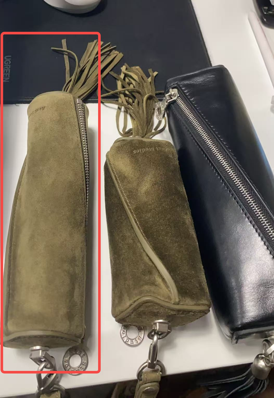 Sketch Twist Medium Pouch