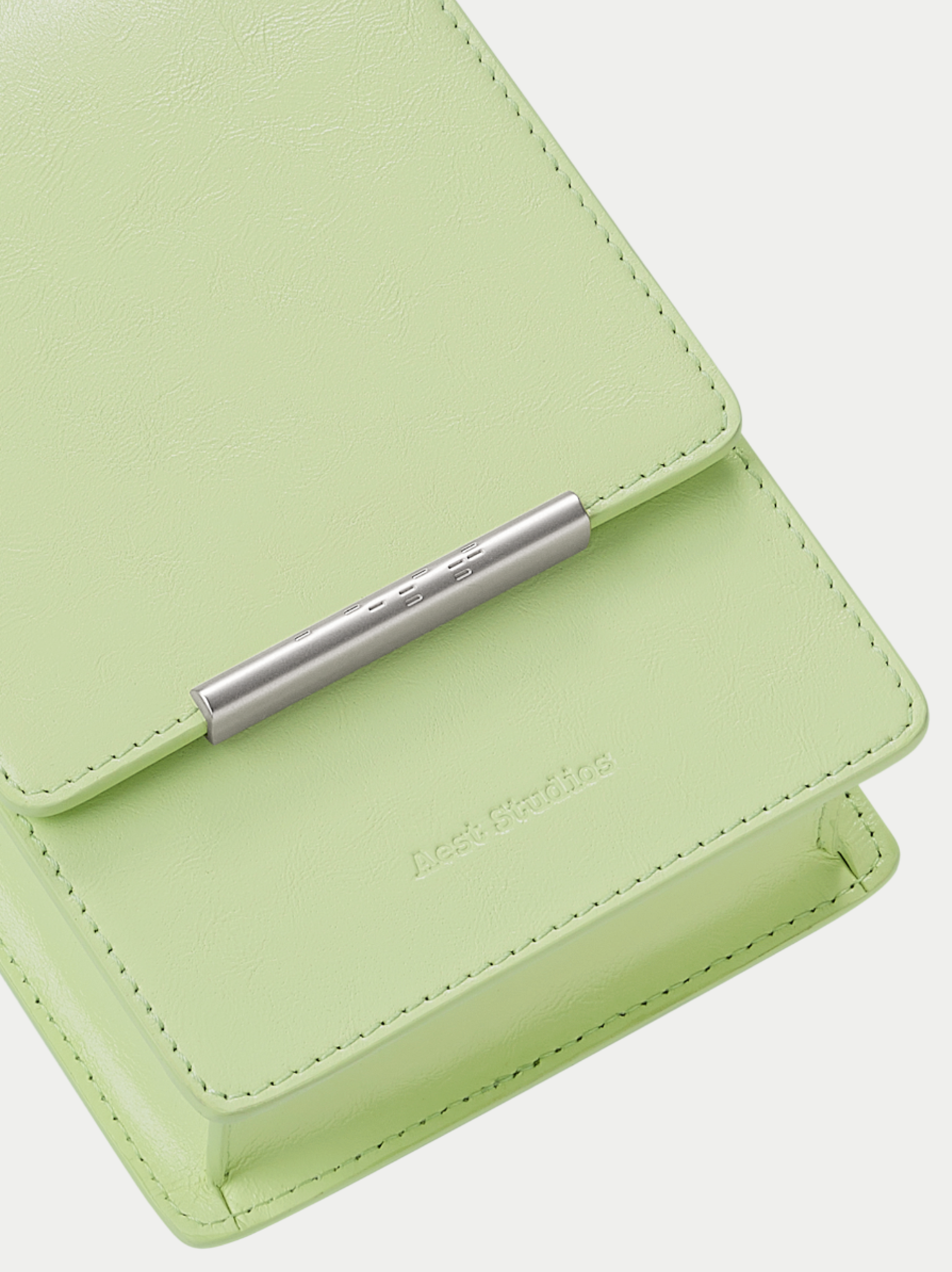 Capture Small Bag - Pistachio Green