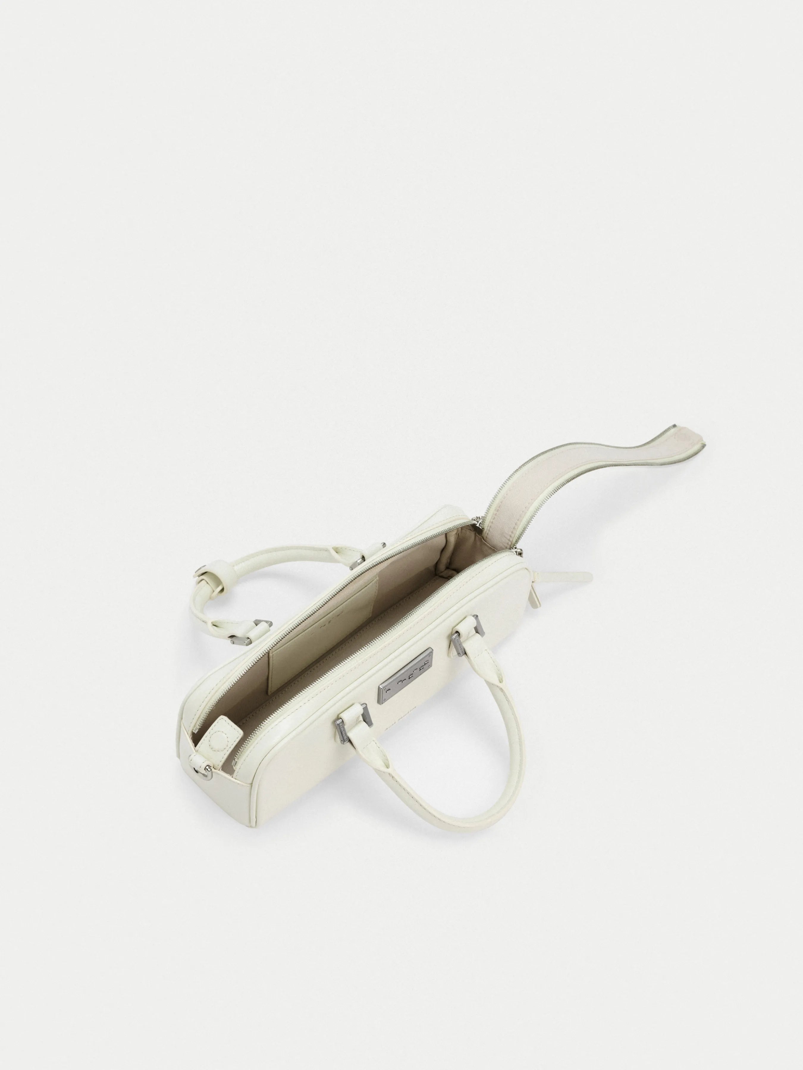 Capture Small Baguette Bag