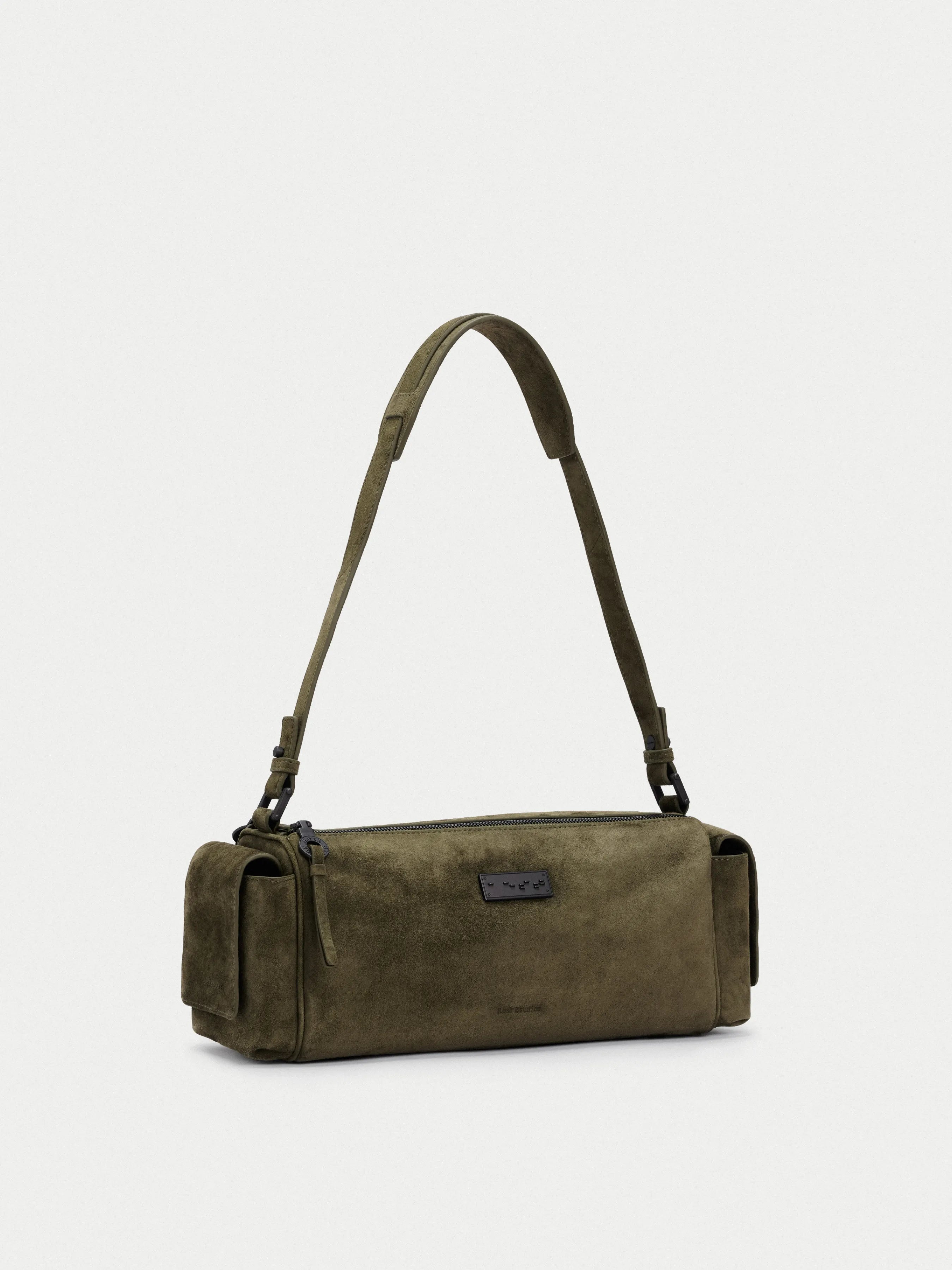 Capture Medium Sling Bag