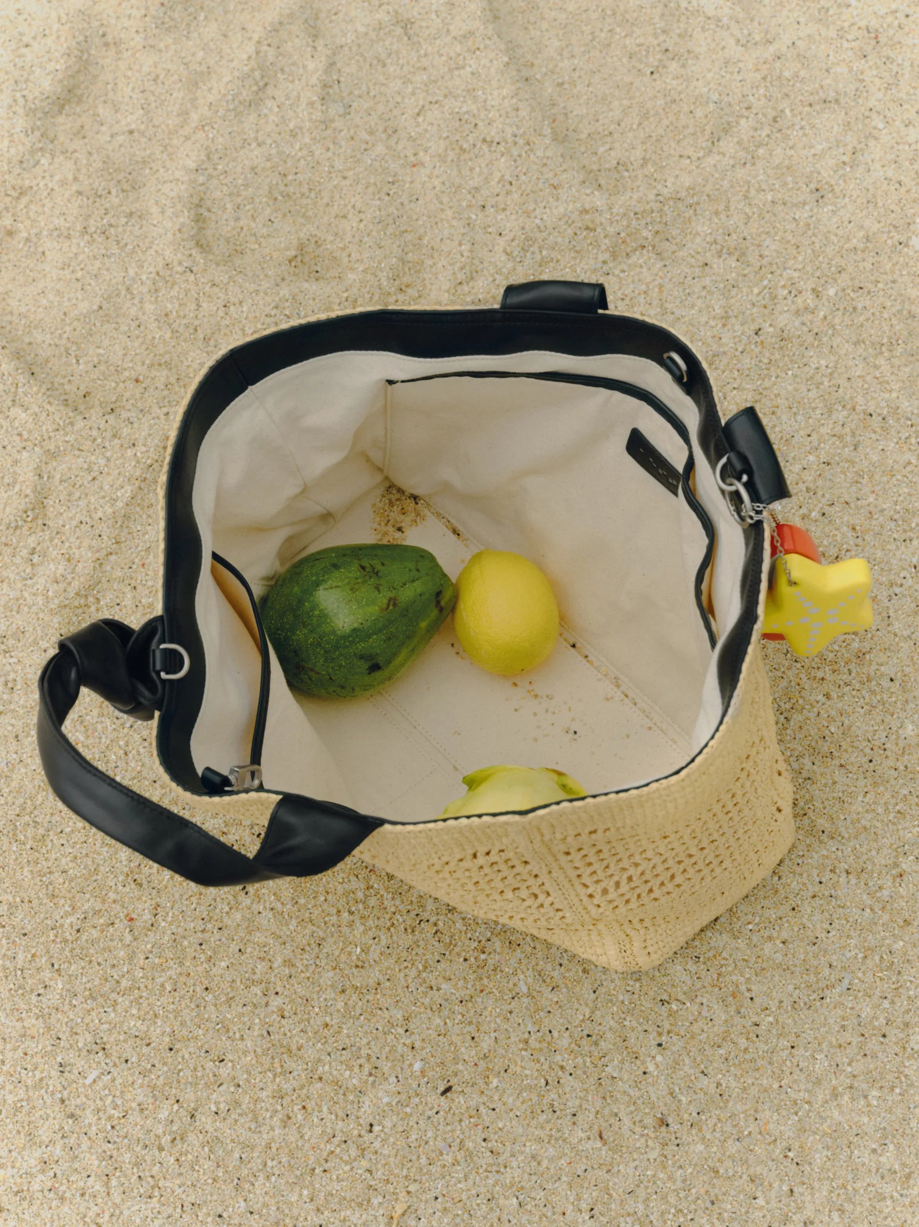 Capture Raffia Tote Bag